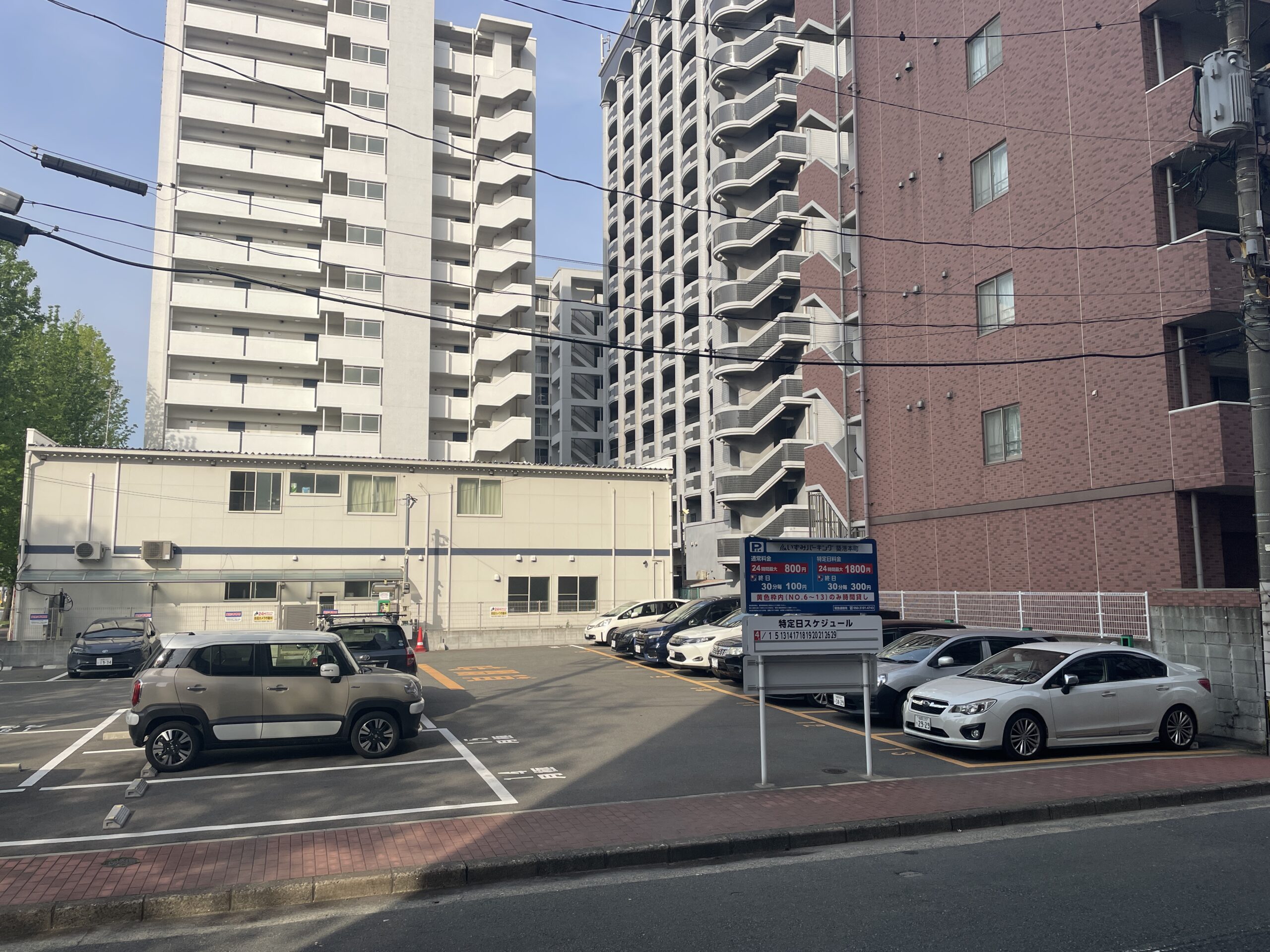 いずみパーキング築港本町