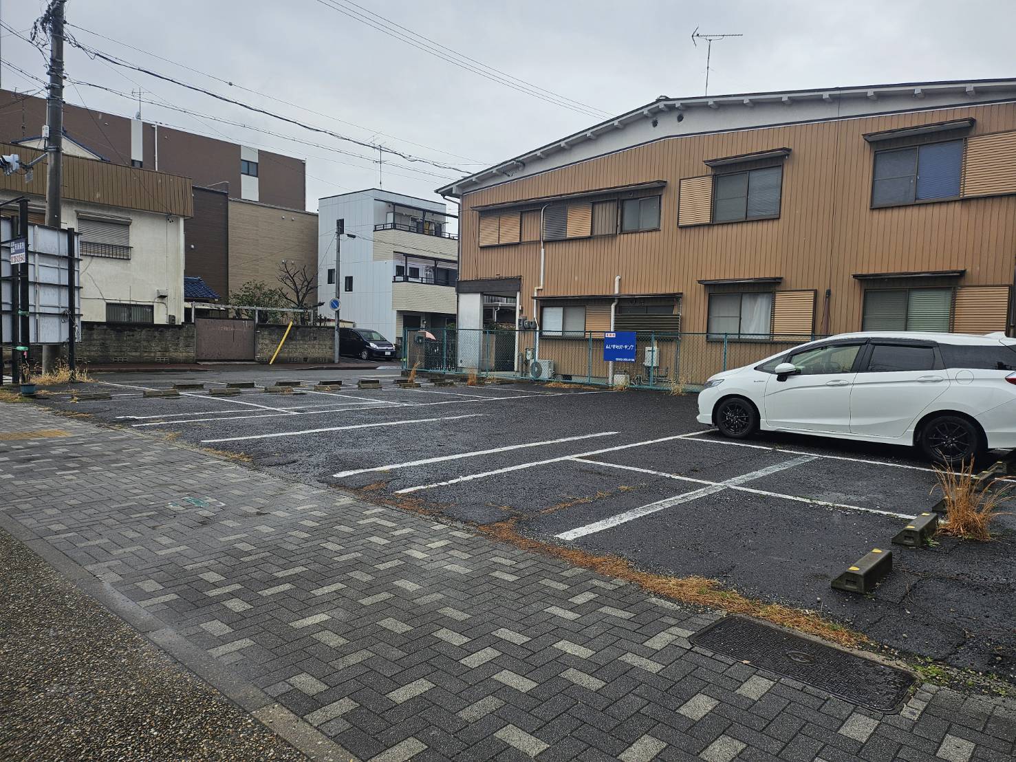 長屋パーキング