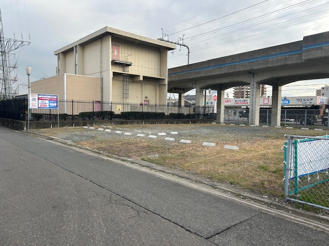 いずみパーキング稲永駅前
